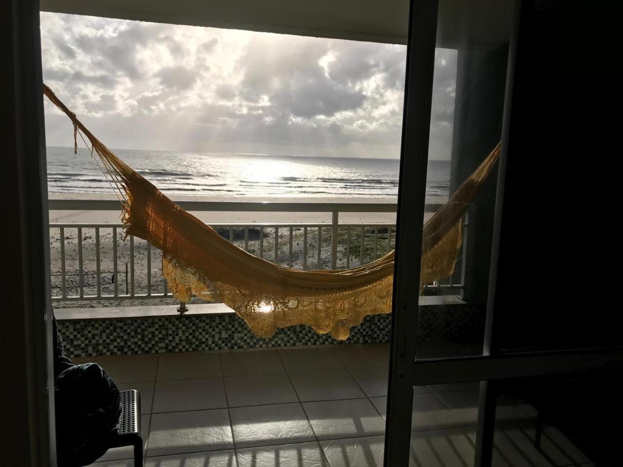 Apartamento Vista Total Do Mar Uma Cobertura A 400M Do Beach Park No Porto Das Dunas Aquiraz Condominio Terramaris Piscina Ampla Parque Infantil Sauna Estacionamento Privado المظهر الخارجي الصورة